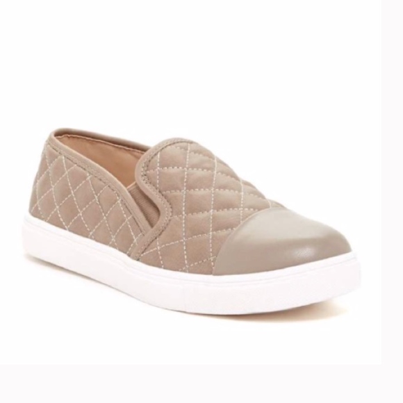Steve Madden Zaander Slip-On Sneaker - Picture 8 of 8